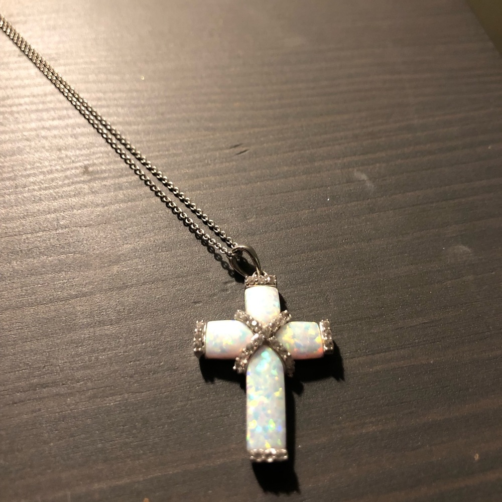 Opal Cross - image 4